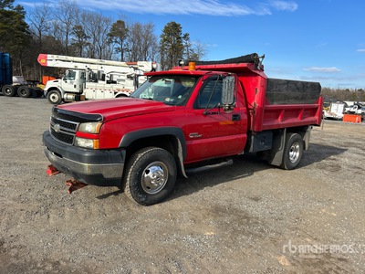 2006 Chevrolet 3500 4x4 Dump Truck