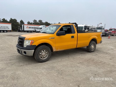 2013 Ford F-150 XL 4x2 بيك اب