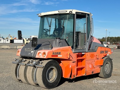 2015 Hamm GRW280I20 8 Wheel Compacteur pneumatique