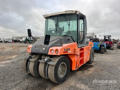 2015 Hamm GRW280I20 8 Wheel Compacteur pneumatique