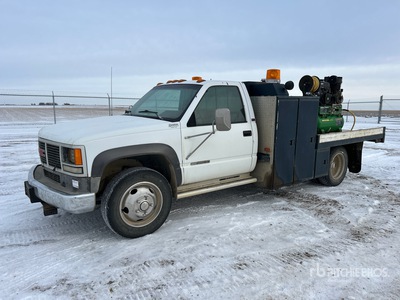 1993 GMC Sierra 3500 SL 4x2 Utility Truck