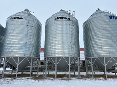 Meridian +/- 3500 bu 4 Ring Hopper Trémie à grains