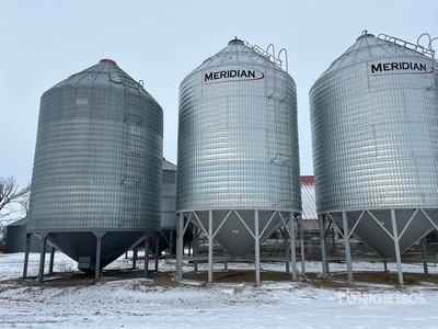 Meridian +/- 3500 bu 4 Ring Hopper Trémie à grains