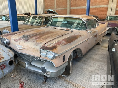 1958 Cadillac Series 62 De Ville Automovil (Solo Partes) / Parts Only Automobile (Inoperable)
