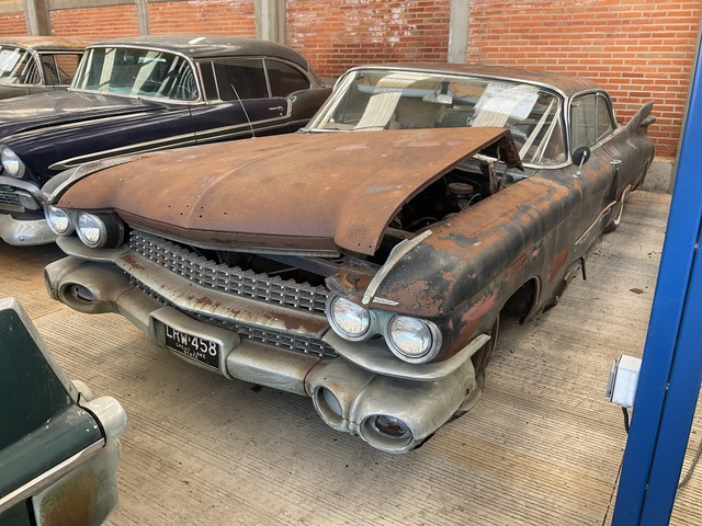 1959 Cadillac DeVille Automovil (Solo Partes) / Parts Only Automobile (Inoperable)