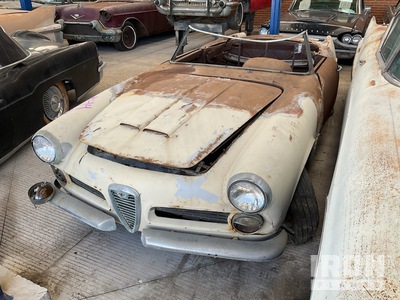 1958 Alfa Romeo 2000 Automovil (Solo Partes) / Parts Only Automobile (Inoperable)