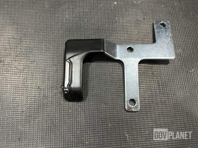(77) Navistar Defense 3594125C1 Mounting Brackets