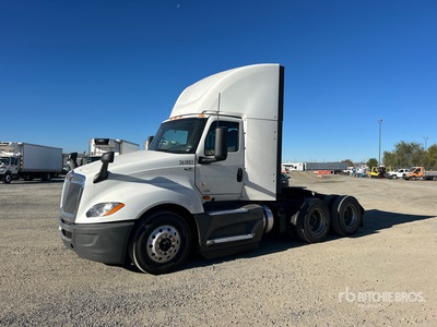 2021 International LT625 6x4 T/A Dagcabine Trekker