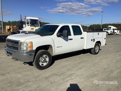 2013 Chevrolet Silverado 2500HD 4x4 Crew Cab Utility Truck