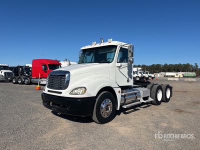 2005 Freightliner Columbia 120 6x4 T/A Day Cab Truck Tractor