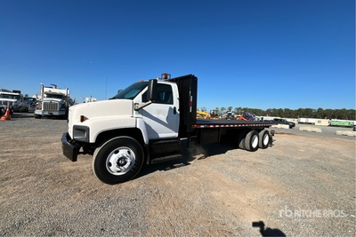 2005 Chevrolet C8500 Flatbed Truck