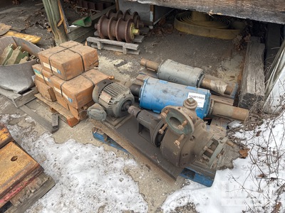 Quantity of (8) Pallets of Electric Plant Equipment, Chains متنوع/ معدات المصانع الصناعية