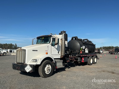2006 Kenworth T-800 6x4 Camion-citerne à vide