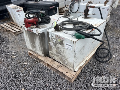 Quantity of (2) Steel Réservoir de carburant