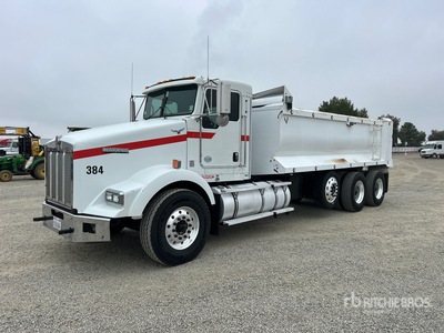 2013 Kenworth T800 8x4 Tri/A Camión dumper