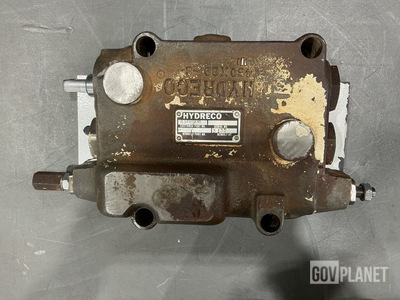 Hydreco 8379908 Directional Control Linear Valve