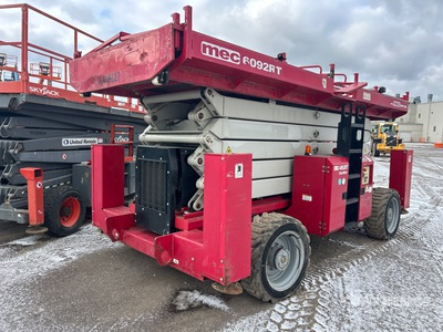 2016 MEC 6092RT 4x4 Diesel Elevador de tijera