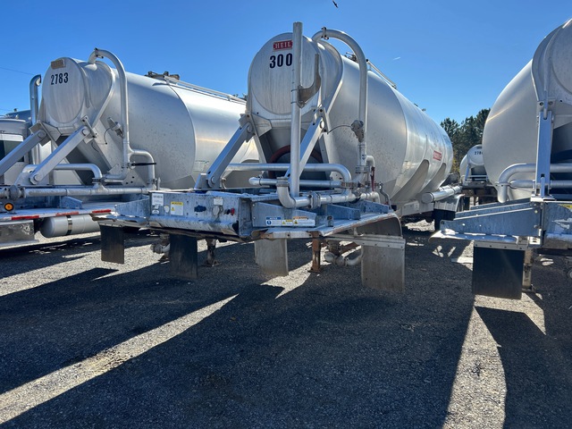 2013 Heil 1040 cft T/A Pneumatic Bulk Trailer