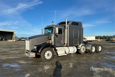 2001 Kenworth T800 8x4 Tracteur routier couchette