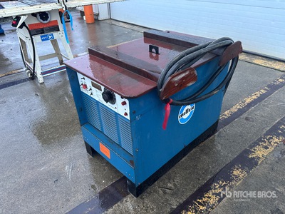 Miller Gold Star 300SS 67 A معدة لحام كهربائي