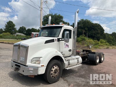 2016 Kenworth T880 6x4 T/A Day Cab Truck Tractor