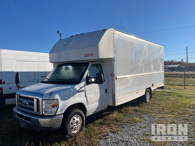 2008 Ford E-350 فان نقل (Inoperable)