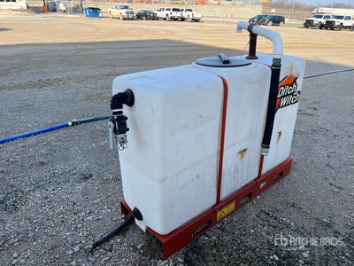 Ditch Witch 300 gal Skid-Mounted Mud Tank