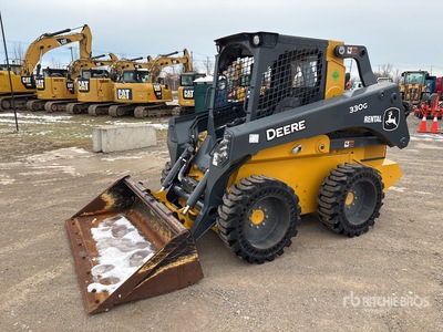 2022 John Deere 330G Two-Speed Kompaktlader