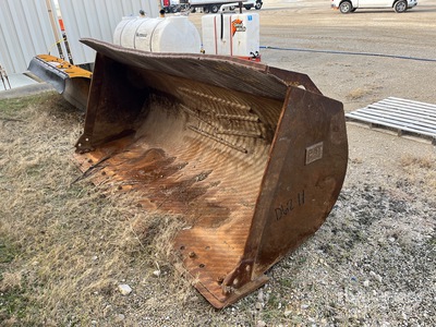 CAT 125 in Q/C General Purpose Wheel Loader Bucket