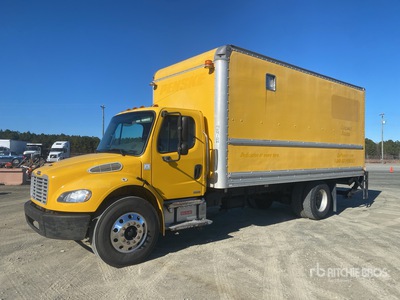 2006 Freightliner M2106 4x2 Service Truck
