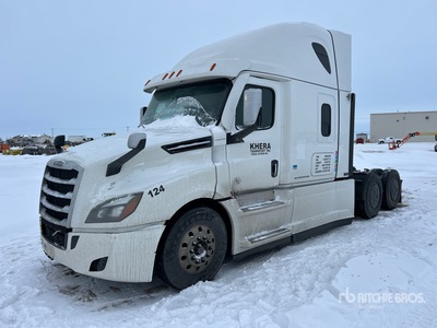 2021 Freightliner Cascadia 113 6x4 Sleeper Truck Tractor