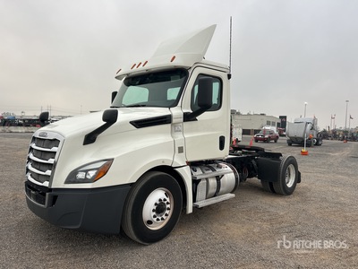 2019 Freightliner Cascadia 126 4x2 S/A Dagcabine Trekker