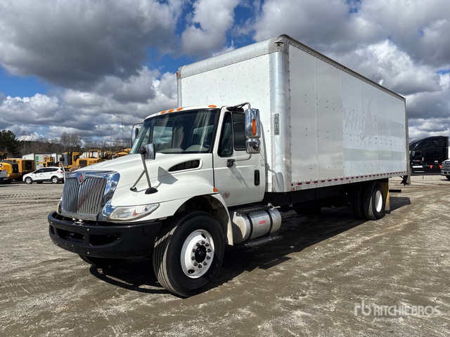 2019 International 4300 4x2 Van Truck