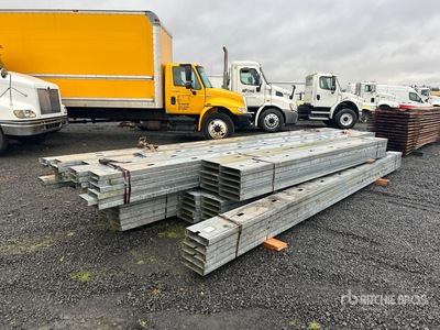 Quantity of Steel Studs and Joists Varios. Industrial