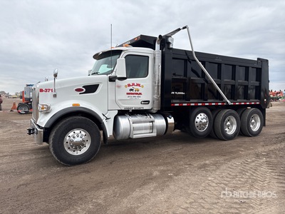 2025 Peterbilt 567 8x4 4-Achs Kipper-Lkw