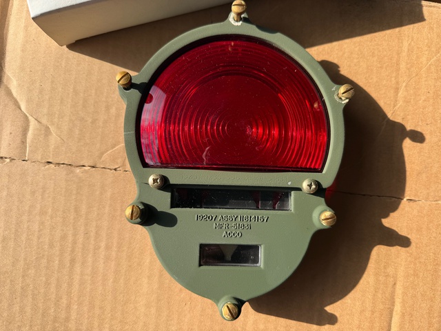 Lot of (441) Lens, Light