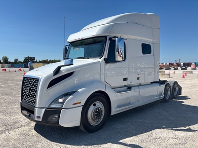 2020 Volvo VNL 6x4 T/A Sleeper Truck Tractor
