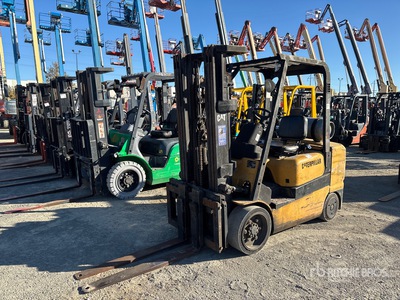 2000 Cat GC30K 5800 lb Cushion Tire Forklift