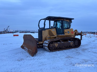 2011 John Deere 850J Bouteur sur chenilles