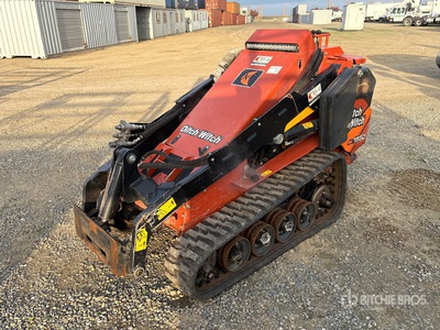 2023 Ditch Witch SK1550 Compact Track Loader