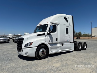 2022 Freightliner Cascadia 126 6x4 T/A Sleeper Truck Tractor