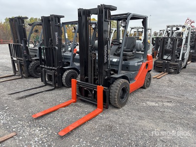 2015 Toyota 8FGU25 4500 lb Heftruck