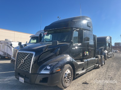 2020 Volvo VNL760 6x4 T/A Sleeper Truck Tractor