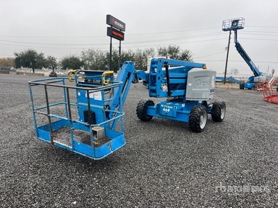 2017 Genie Z45/25 Nacelle articulée