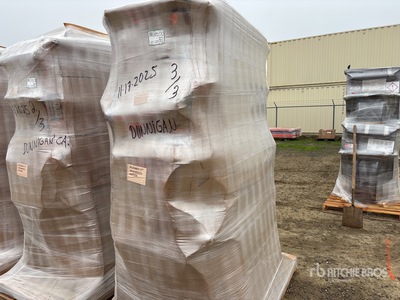 Quantity of (4) Debris Carts Varios otros