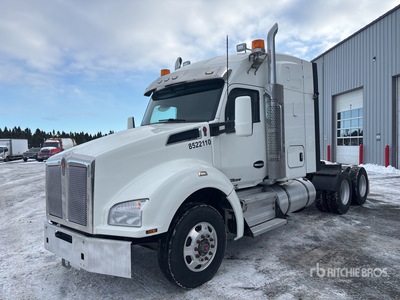 2021 Kenworth T880 6x4 Cabeza Tractora Cabina Dormitorio