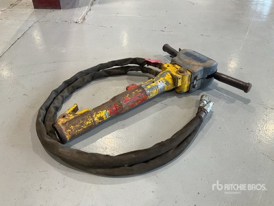 Atlas Copco كسارة هيدروليكية