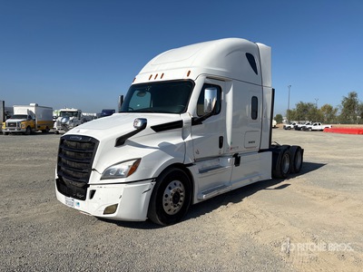 2022 Freightliner Cascadia 126 6x4 T/A Sleeper Truck Tractor