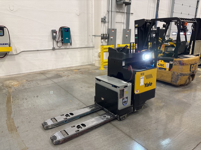 2020 Yale MPR080-VG 8000 lb Pallet Jack