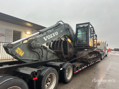 2014 Volvo EC220DL Tracked Excavator